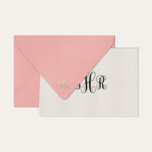Papel de carta personalizado com monograma calligraphy em preto e envelope rosa bebe