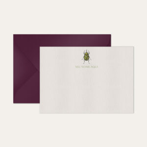 Papel de carta personalizado com ilustração de inseto e envelope vinho