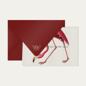 Papel de carta personalizado com ilustração de flamingo e envelope bordo