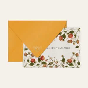 Papel de carta personalizado com ilustração de morangos e envelope amarelo