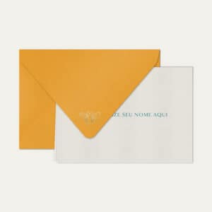 Papel de carta personalizado com nome clássico em azul petróleo e envelope amarelo