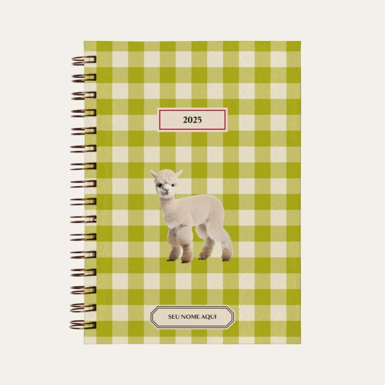 Capa do planner personalizado Colmeias Design com estampa vichy e ilustração de alpaca