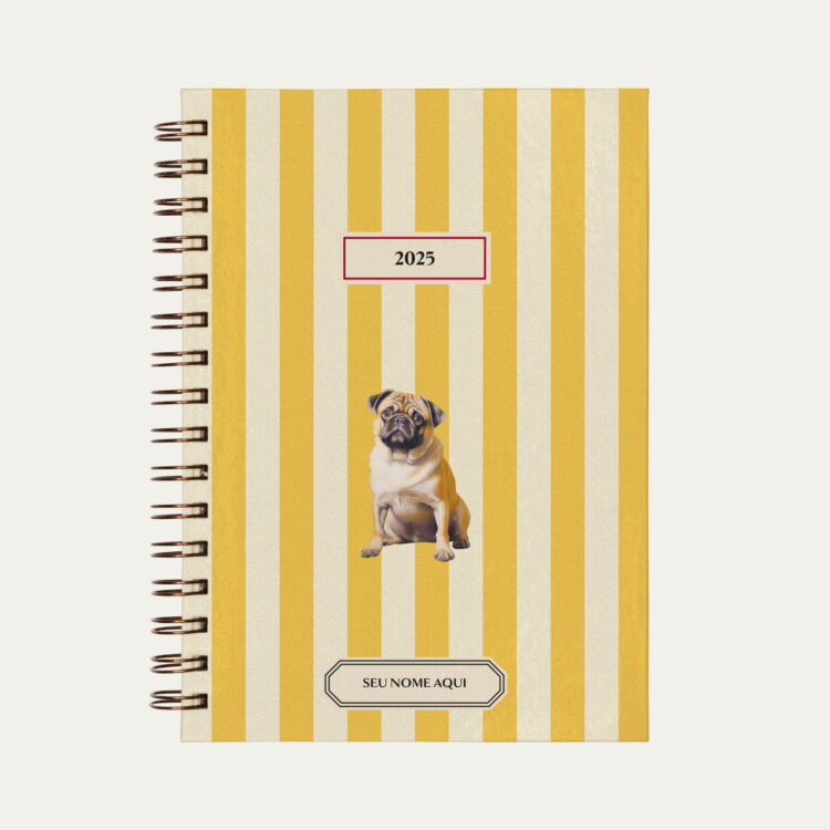 Capa do planner personalizado Colmeias Design com estampa listrada amarelo e ilustração de cachorro pug