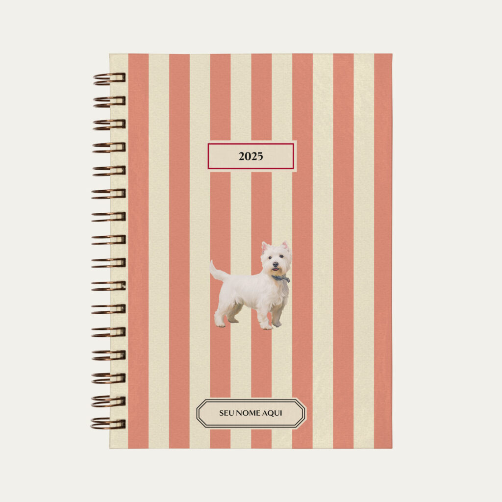 Capa do planner personalizado Colmeias Design com estampa listrada rosa e ilustração de cachorro west highland white terrier