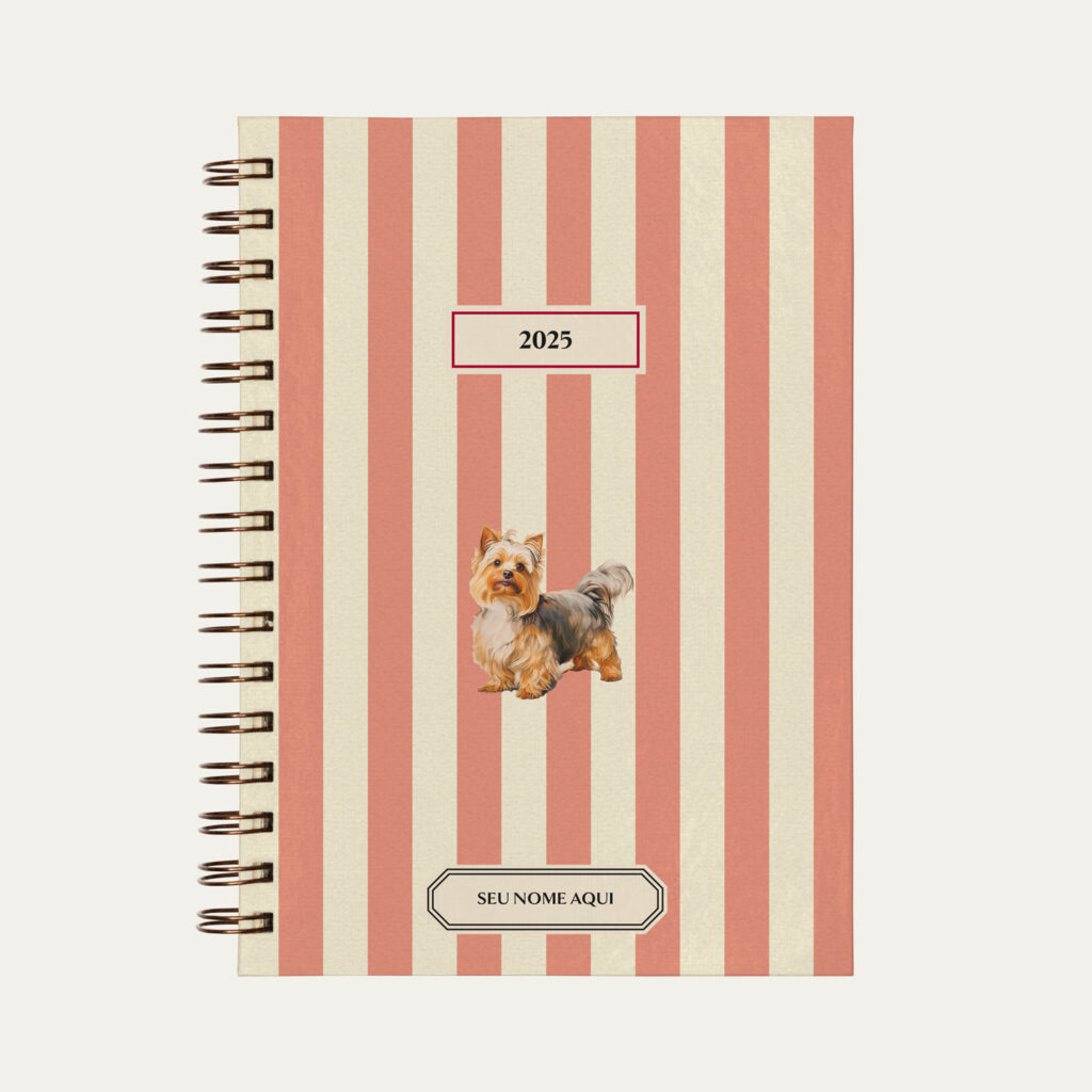 Capa do planner personalizado Colmeias Design com estampa listrada rosa e ilustração de cachorro yorkshire